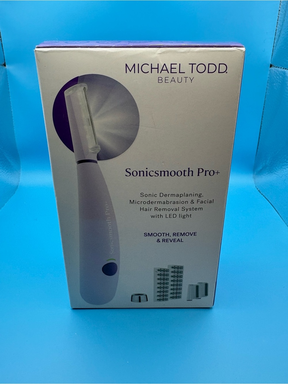 Michael Todd Beauty Sonicsmooth Pro+ Facial Dermaplaning Tool in Light Purple